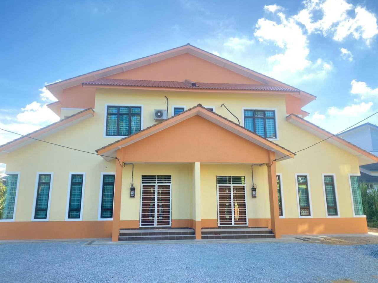 Mj Holiday home Kota Bharu